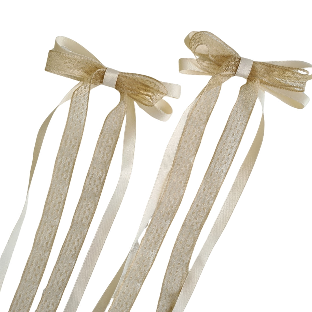 Cream Ribbon and Lace Bow Set