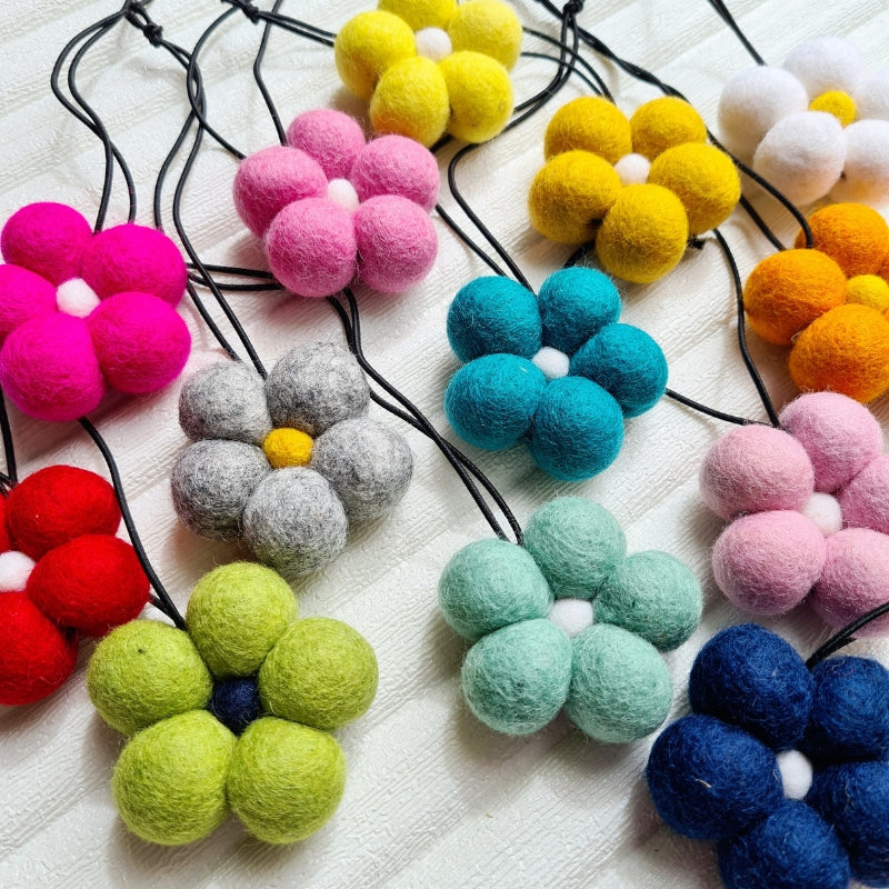 Flower Felt Ball Diffuser